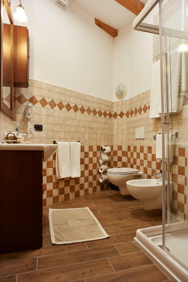 B&B Castel Montorio Verona Bagian luar foto